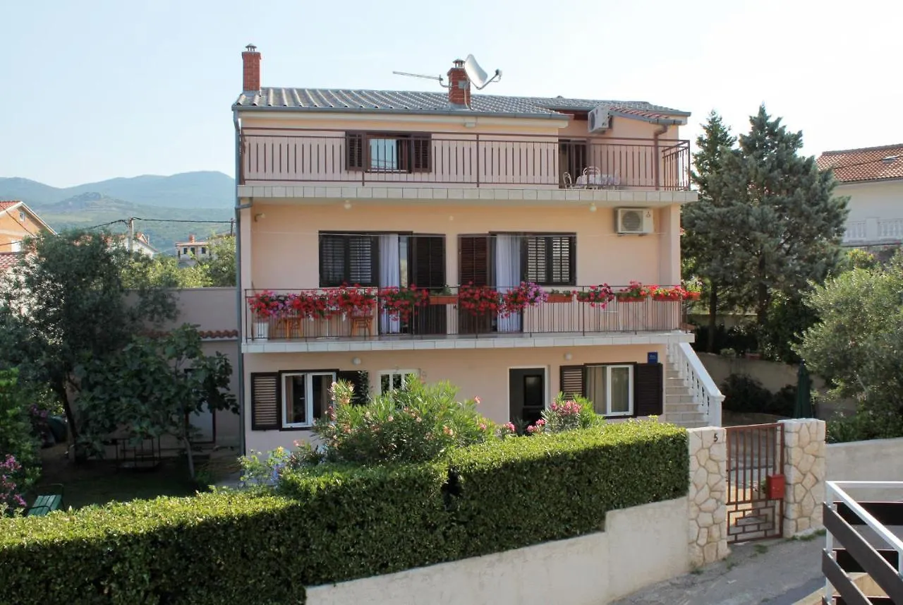 Apartment Novi Vinodolski 5587C Croatia