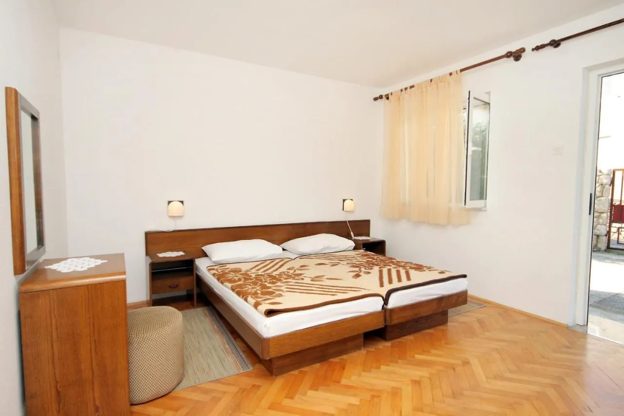 Apartment Novi Vinodolski 5587C