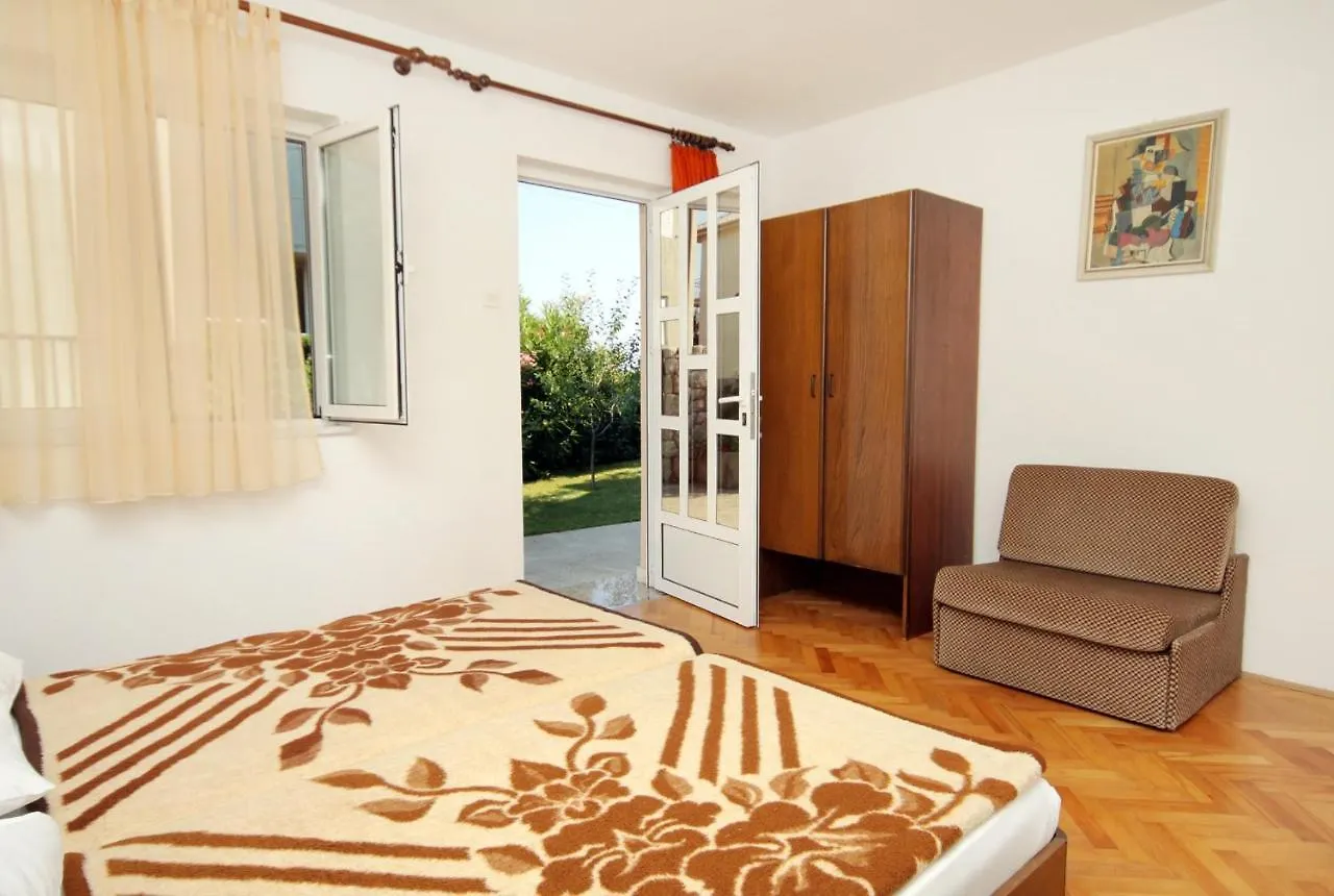 Apartment Novi Vinodolski 5587C Croatia