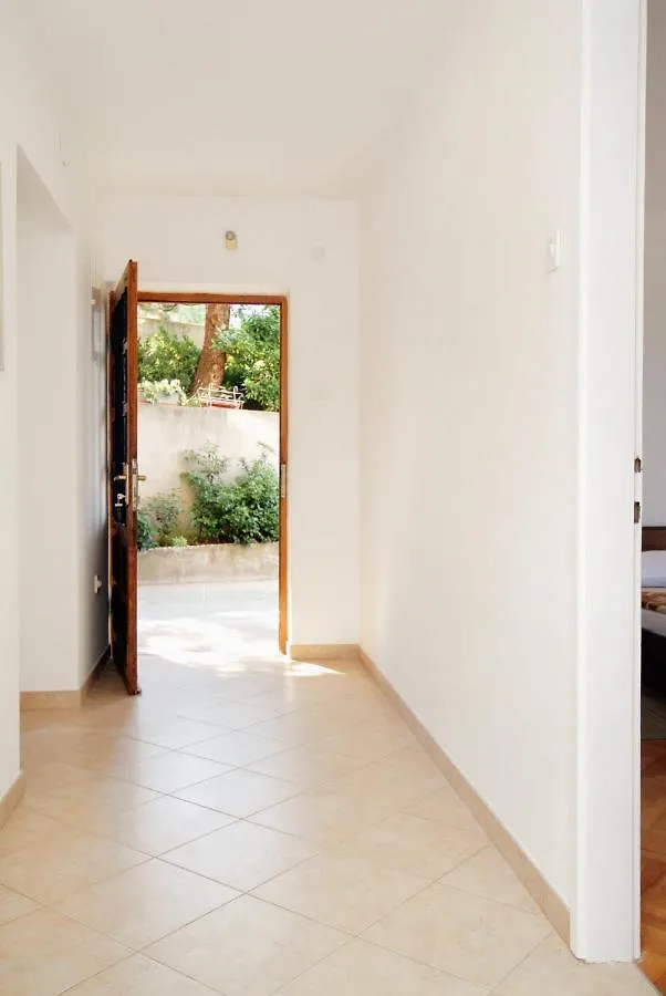 Apartment Novi Vinodolski 5587C
